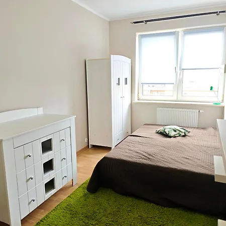 47 Sqm, Two Bedrooms, Bielany, Варшава